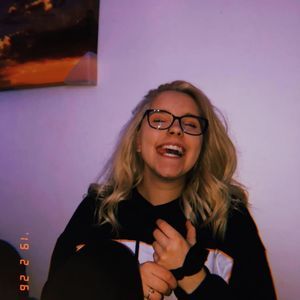 Meet your Posher, Devyn